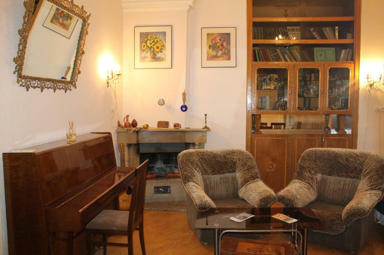 Dali'S Royal Apartment ティビリシ エクステリア 写真
