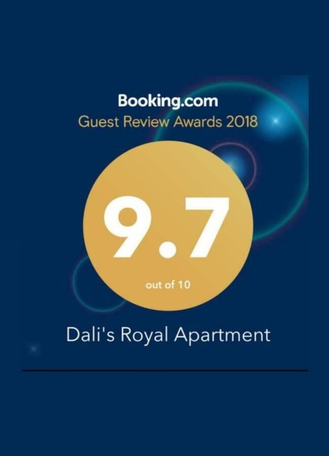 Dali'S Royal Apartment ティビリシ エクステリア 写真
